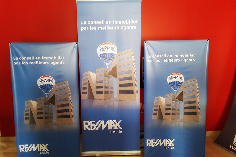 Roll Up Remax