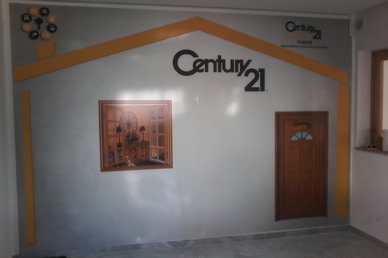 Habillage de murs Century21