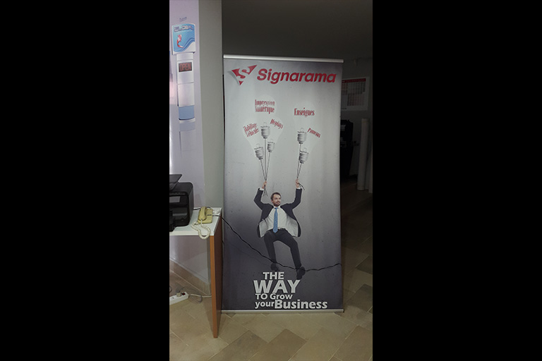 Roll Up Signarama