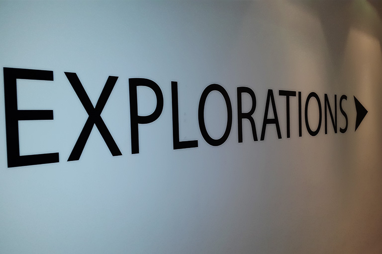 Lettres découpées Explorations