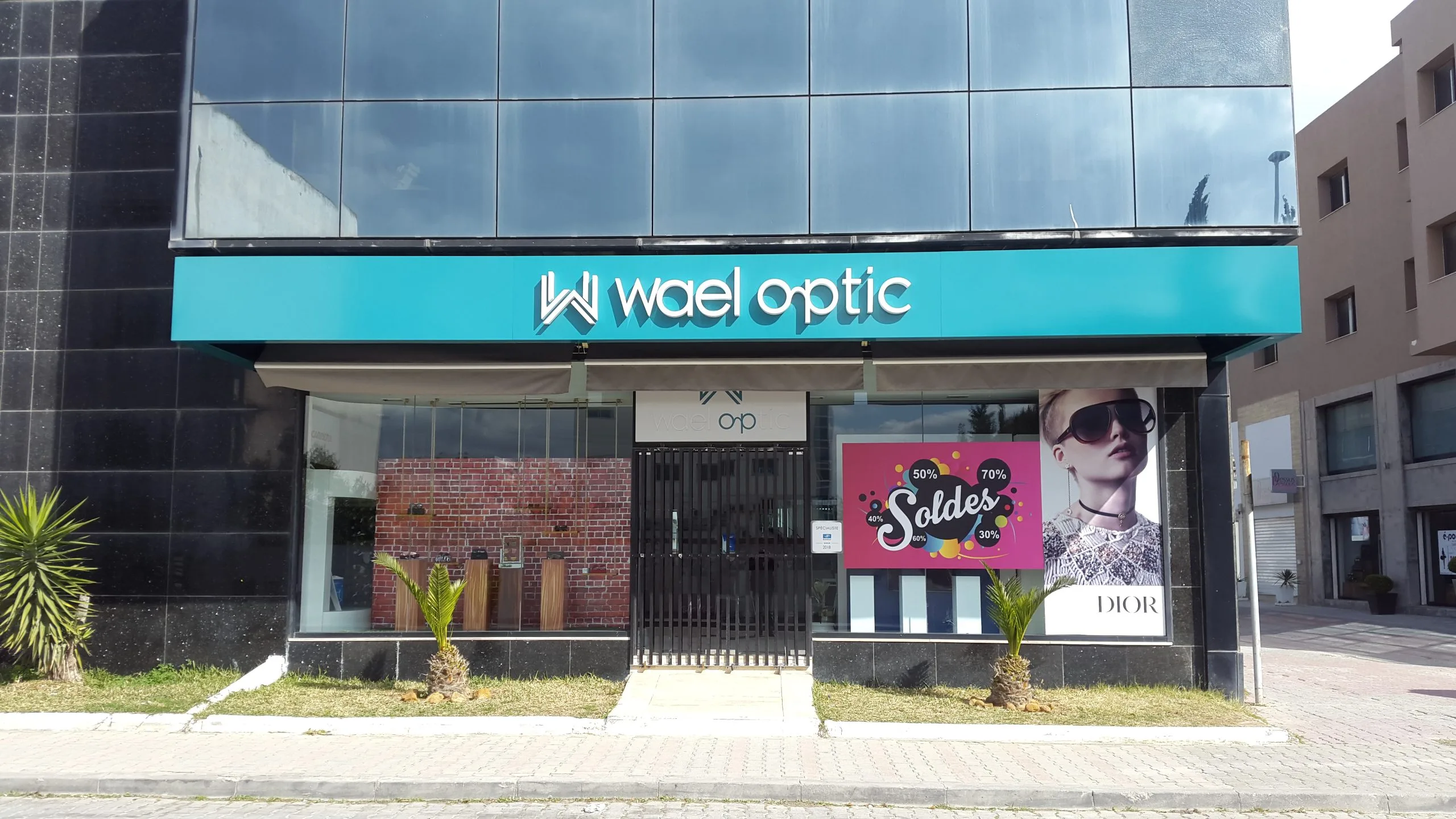 Enseigne en lettres boitier Wael Optic