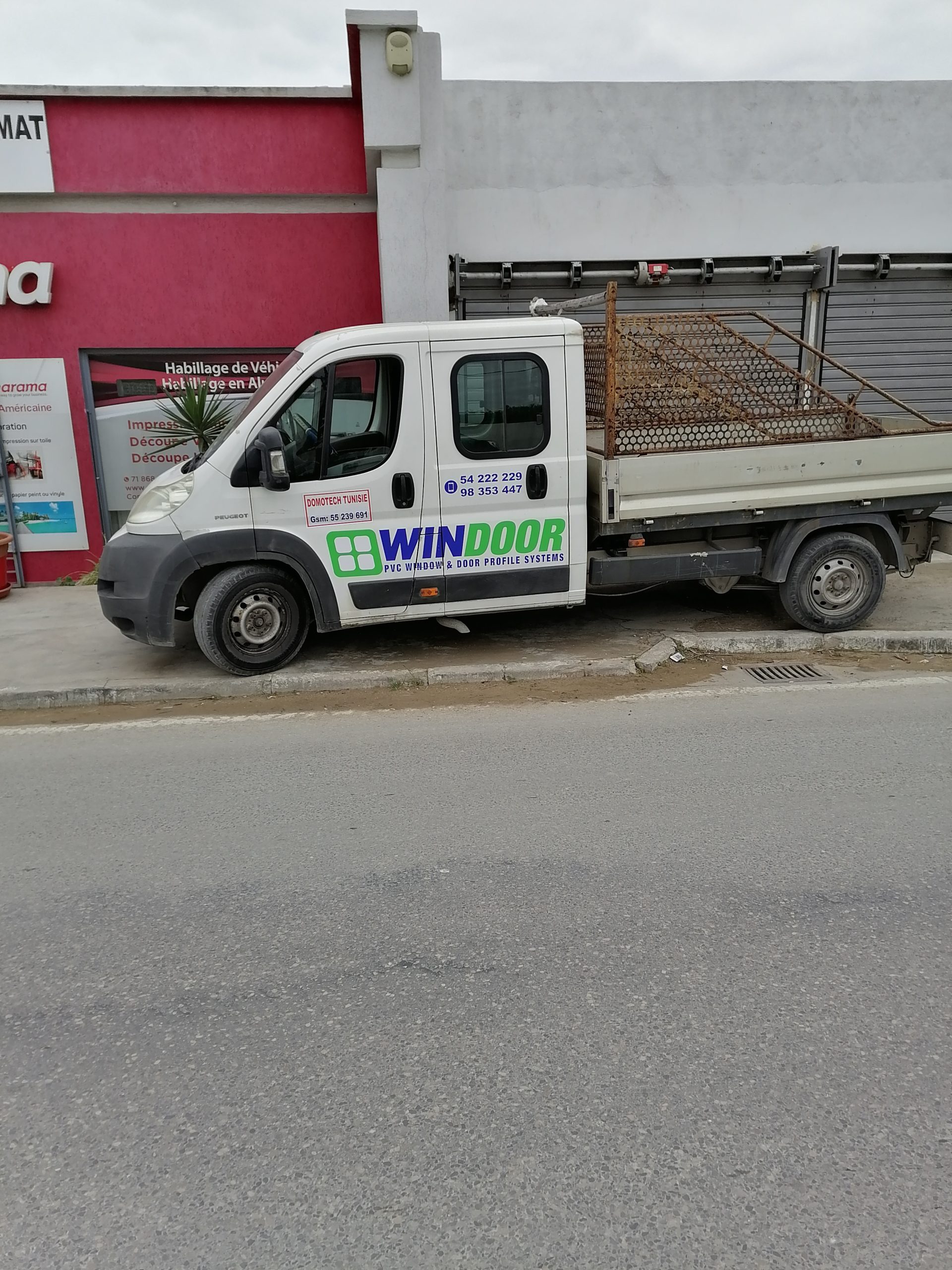 Windoor