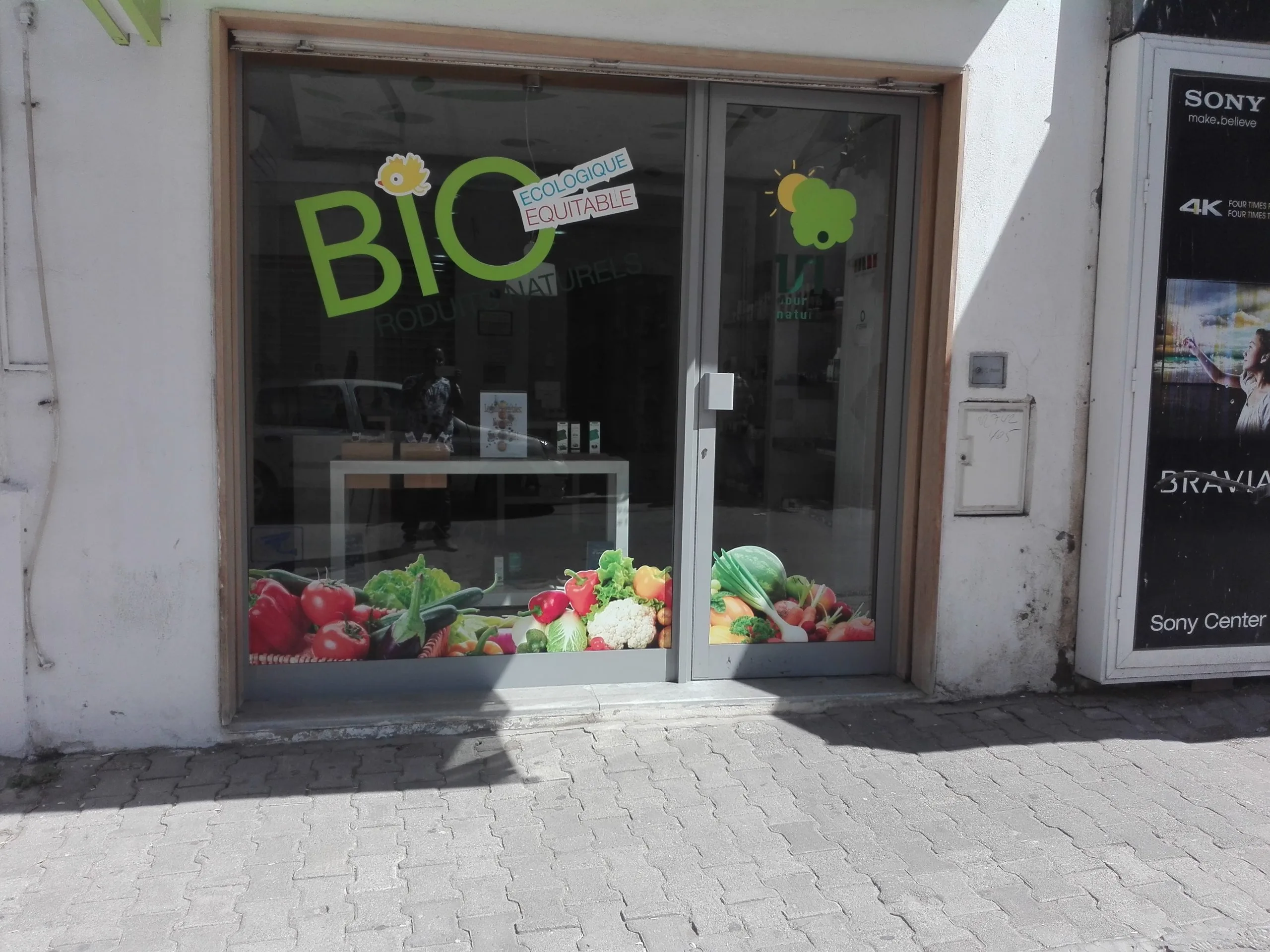 Stickers et lettrage vitrine