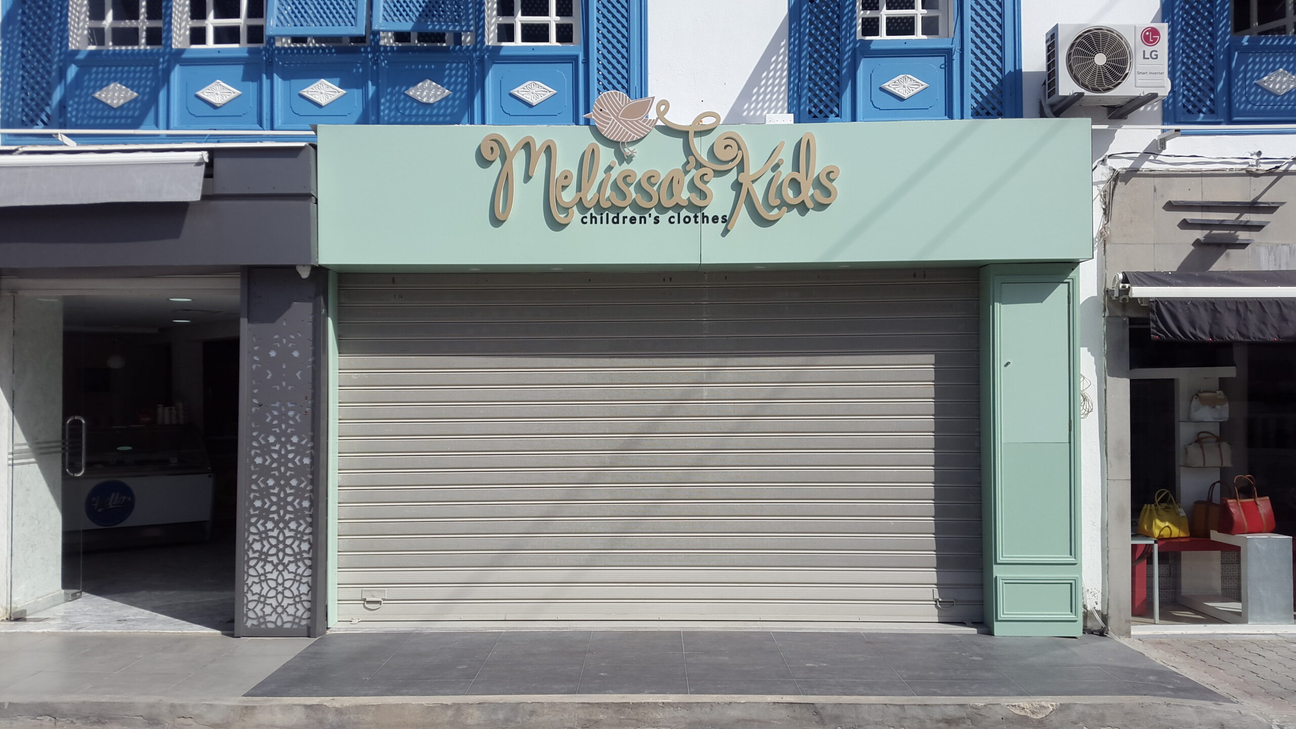 Enseigne non lumineuse en Lettres découpées – Melissos