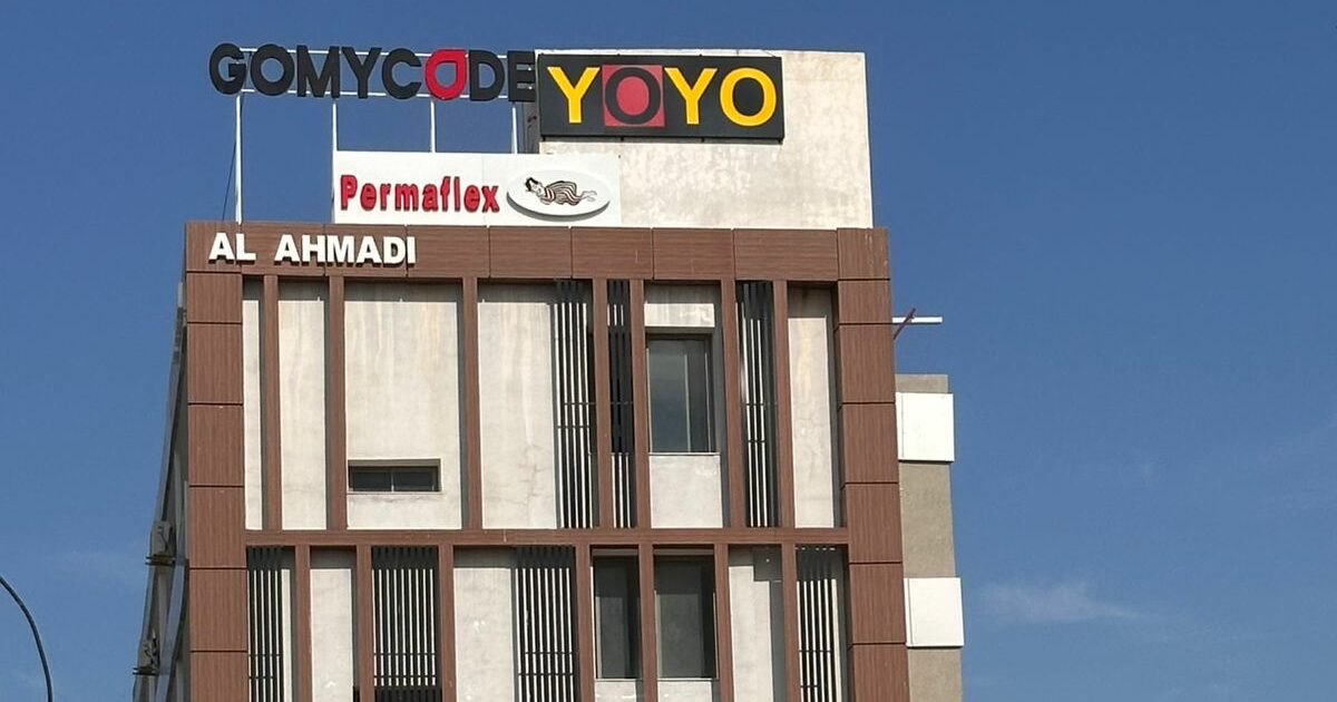 Enseigne en lettres boitier Gomycode