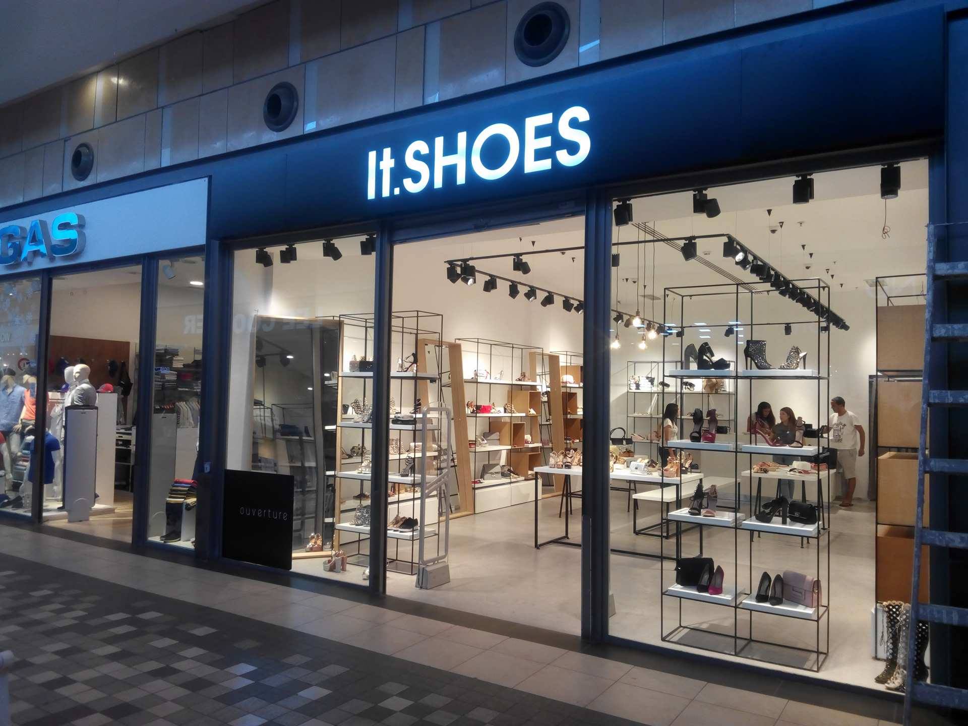 Enseignes en Caisson – IT Shoes