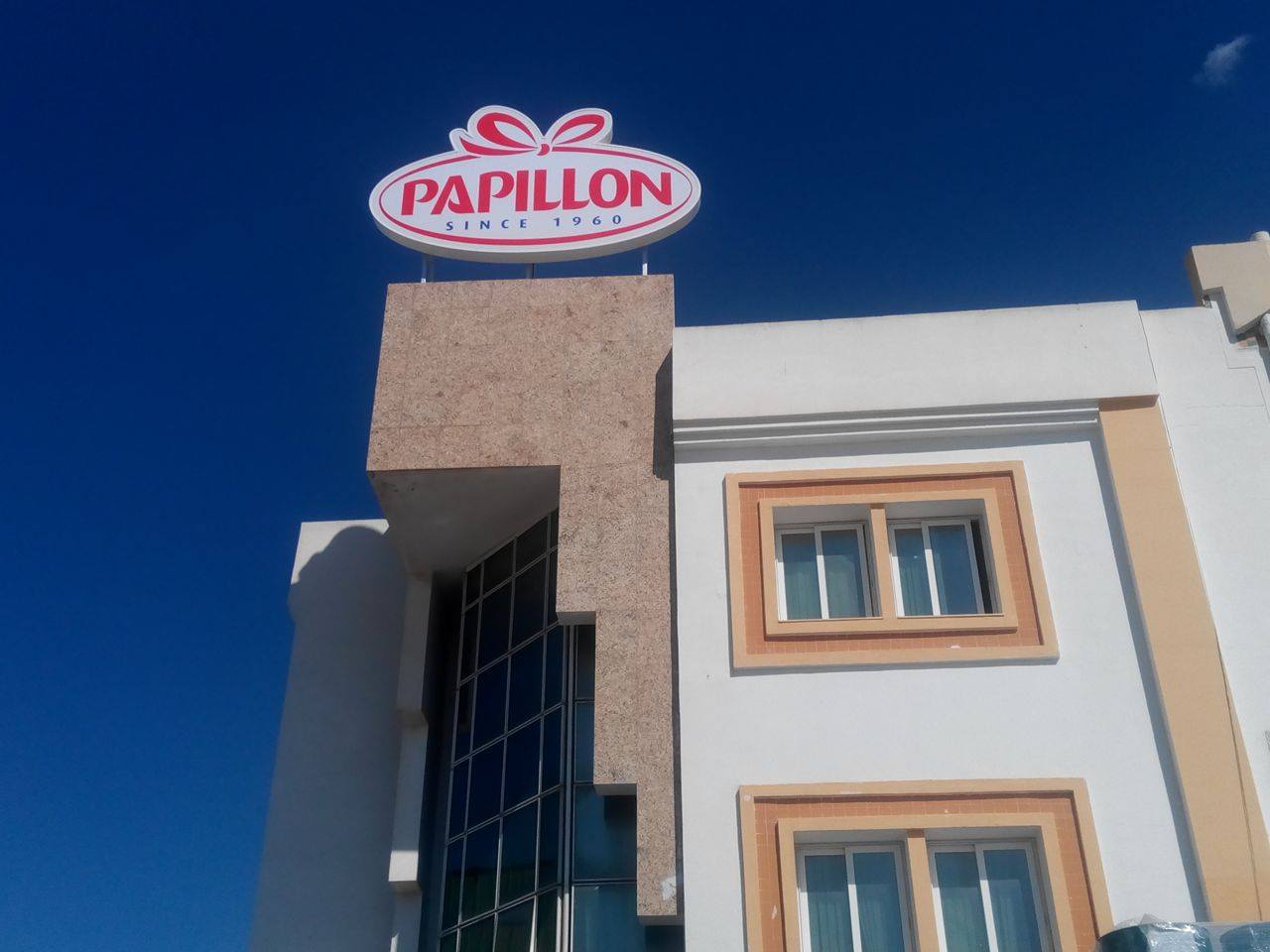Enseignes en Caisson – Papillon